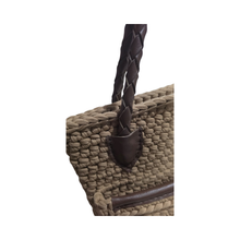 Cargar imagen en el visor de la galería, Legado Crochet Tote (Portátil 12 y 15 pulgadas)