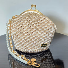 Cargar imagen en el visor de la galería, Monedero Vintage
