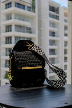 Cargar imagen en el visor de la galería, Igneo
