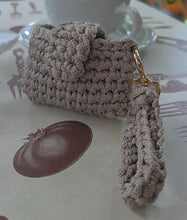 Cargar imagen en el visor de la galería, Porta Airpods
