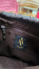 Cargar imagen en el visor de la galería, Manto
